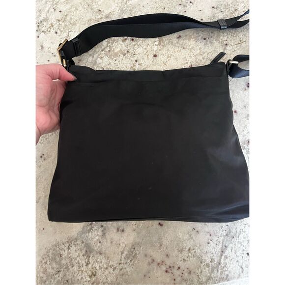 Tumi Voyageur Capri Black Nylon Crossbody Bag EUC - Picture 4 of 9